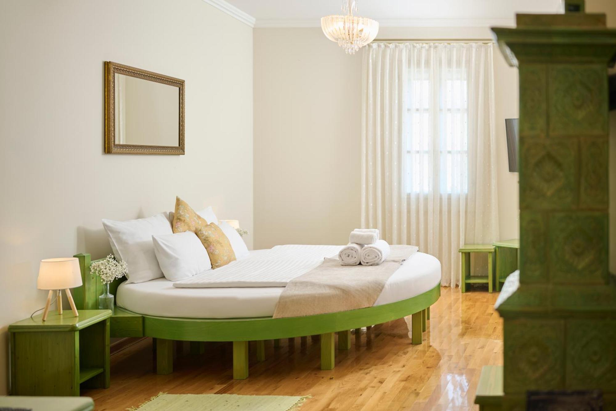 Hotel Kadoor Karlovac Ngoại thất bức ảnh